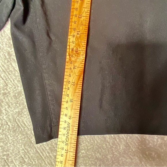 Vintage Genes Performance Men's Black Shorts Size 28 - Pre-Loved 100% Polyester - Picture 10 of 10